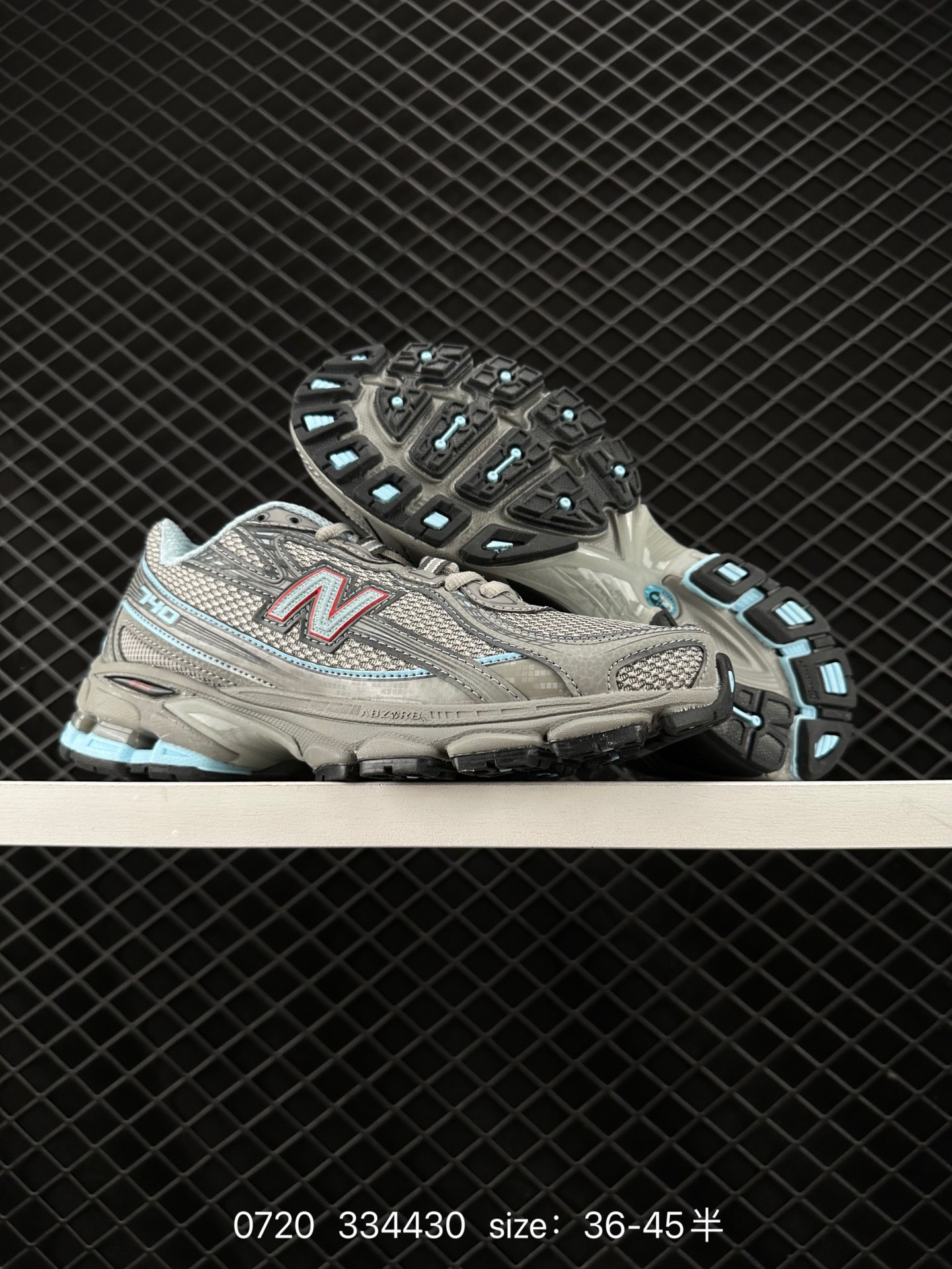 New Balance MR740 NB